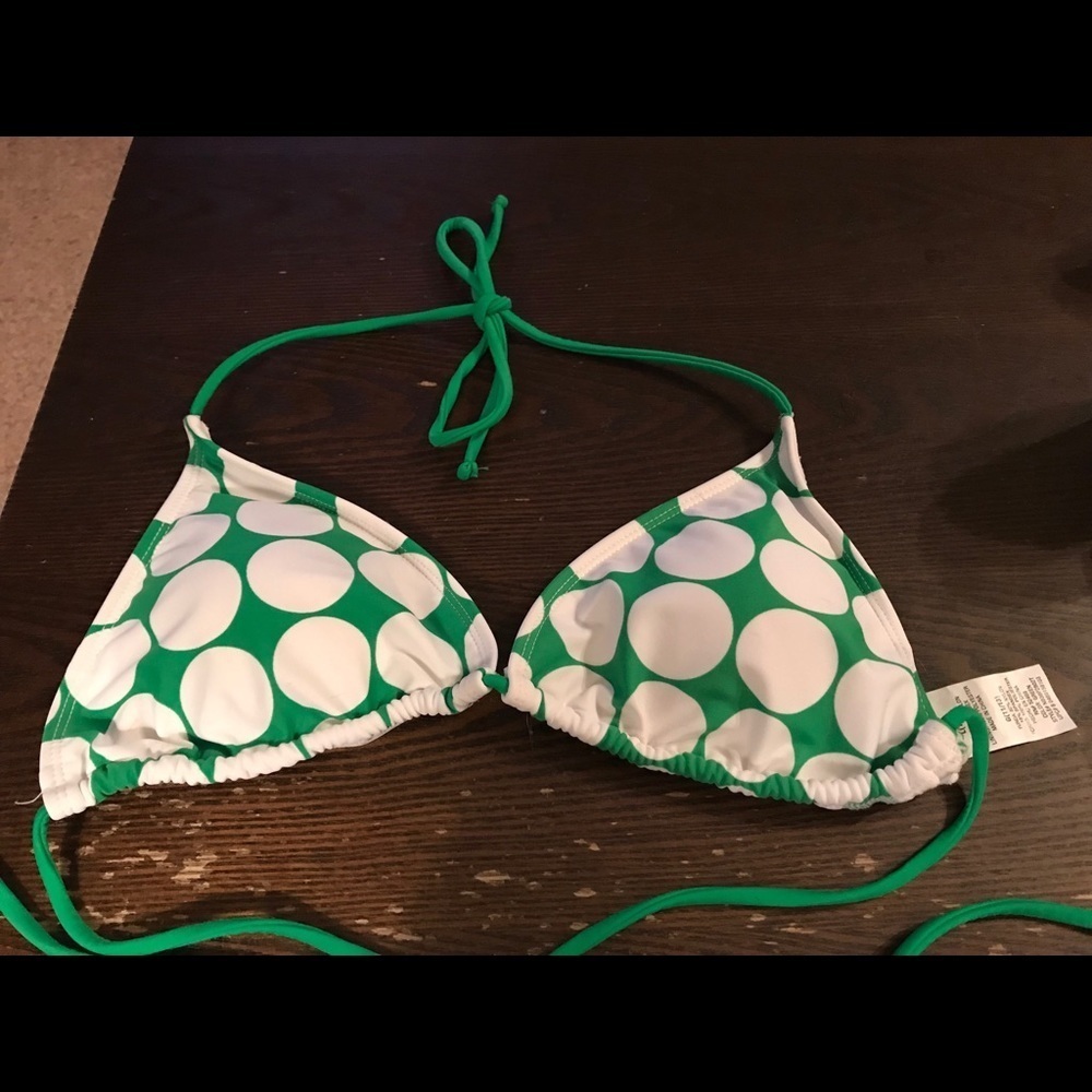 No boundaries brand swim top